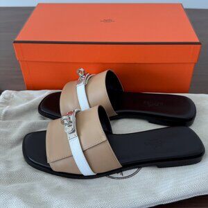 Hermes Giulia Sandal 37 Beige Natura / Blanc